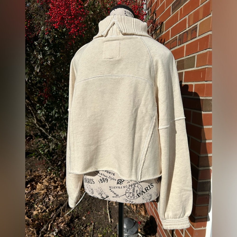NWT🌷OFFLINE By Aerie Crop Sweater (NEW in stores!) - Picture 4 of 9